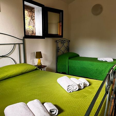 Agriturismo Conca' E Janas Доргали Стая снимка