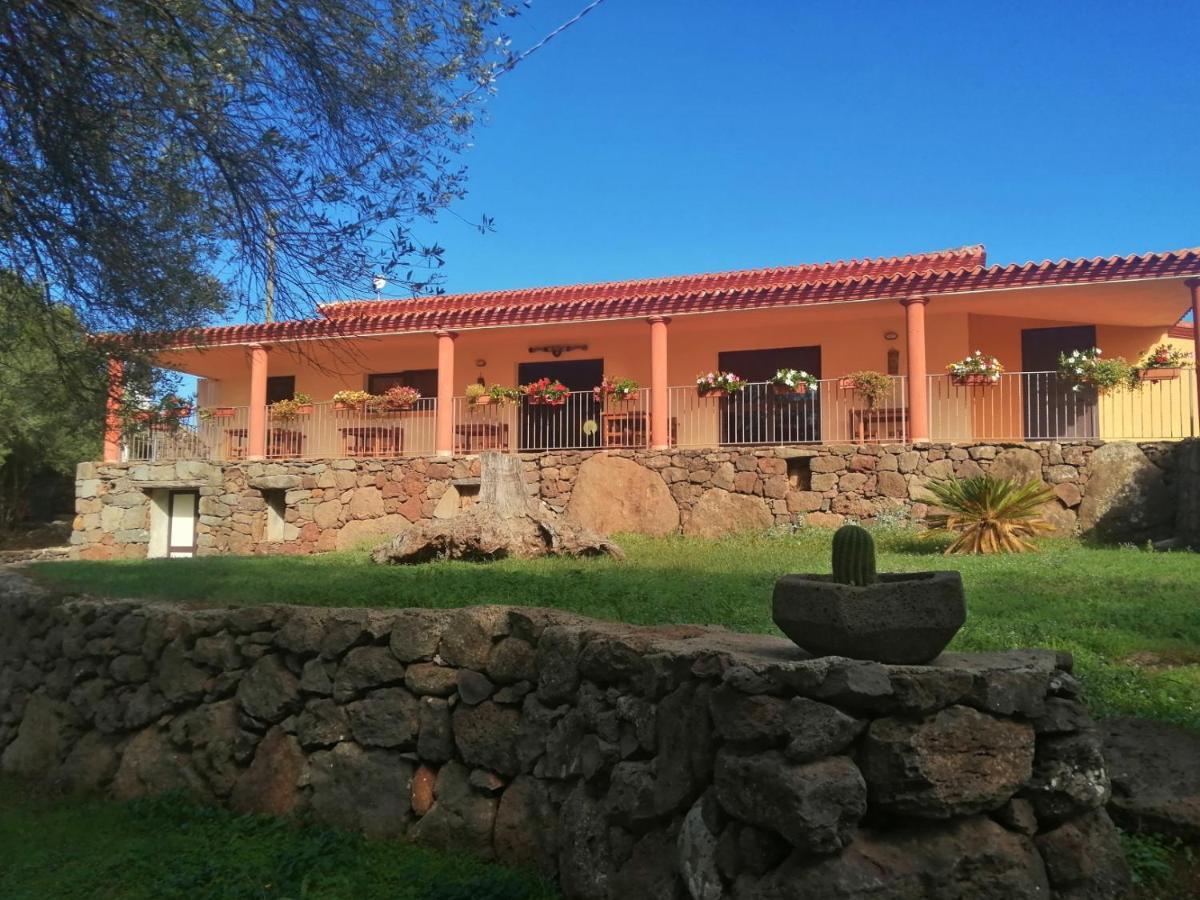 Agriturismo Conca' E Janas Доргали Екстериор снимка